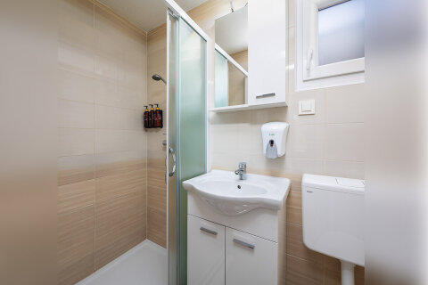 MHRMV - Mobilhome Relax 6+2 (Mountain View) pro 6–8 osob, Almissa Resort, Omiš, Chorvatsko