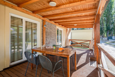 MHRMV - Mobilhome Relax 6+2 (Mountain View) pro 6–8 osob, Almissa Resort, Omiš, Chorvatsko