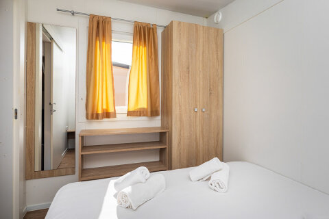 MHRN - Mobilhome Relax 4+2 Nord pro 4–6 osob, Almissa Resort, Omiš, Chorvatsko