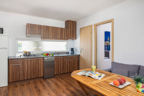 MHRB - Mobilhome Relax 5+1 (B) pro 5–6 osob, Almissa Resort, Omiš, Chorvatsko