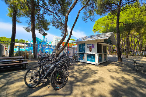 Čikat Resort*** - půjčovna kol, Mali Lošinj, ostrov Lošinj, Chorvatsko