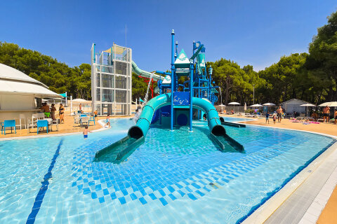 Čikat Resort*** - aquapark, Mali Lošinj, ostrov Lošinj, Chorvatsko
