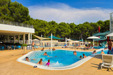 Čikat Resort*** - aquapark, Mali Lošinj, ostrov Lošinj, Chorvatsko
