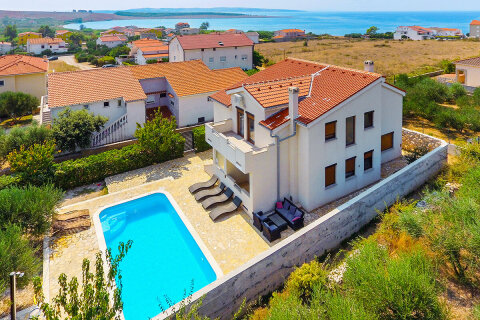 Prázdninový dům Mikula s vyhřívaným bazénem a saunou, Povljana, ostrov Pag, Chorvatsko