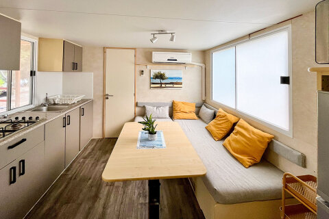 Mobilhome Adriatic, Primošten, Šibenická riviéra, Chorvatsko