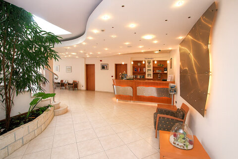 Hotel Flores**** - recepce, Poreč, Istrie, Chorvatsko