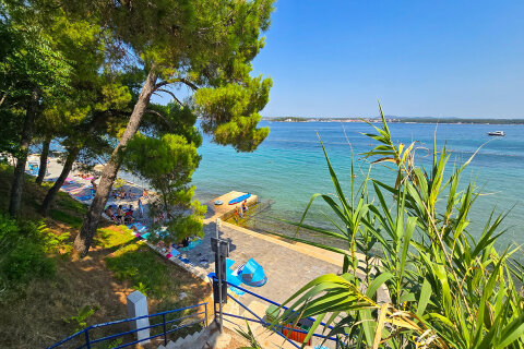 Apartmán Kornelija - pláž Južna plaža 250 m od domu, Tkon, ostrov Pašman, Chorvatsko