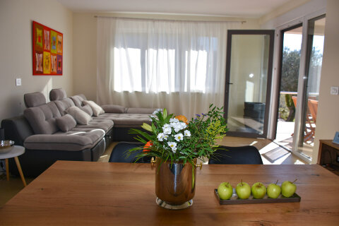 Prázdninový dům Harmonie - obývák v přízemí, Jakišnica, ostrov Pag, Chorvatsko