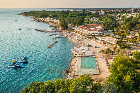 Aminess Maravea Resort**** - letecký pohled, Novigrad - Cittanova, Istrie, Chorvatsko