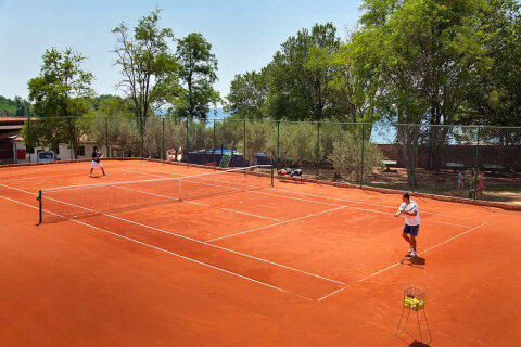 Aminess Maravea Resort**** - tenisové kurty, Novigrad - Cittanova, Istrie, Chorvatsko