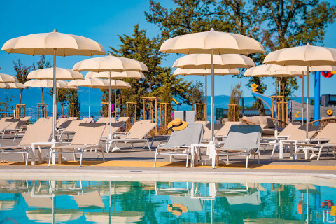 Aminess Atea Camping Resort***** - bazénový komplex, Njivice, ostrov Krk, Chorvatsko