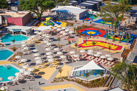 Aminess Atea Camping Resort***** - bazénový komplex, Njivice, ostrov Krk, Chorvatsko