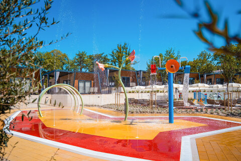 Aminess Atea Camping Resort***** - bazénový komplex, Njivice, ostrov Krk, Chorvatsko