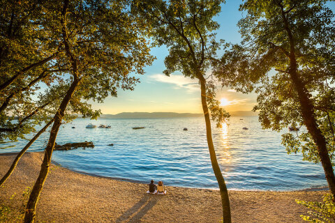 Aminess Atea Camping Resort***** - pláže, Njivice, ostrov Krk, Chorvatsko