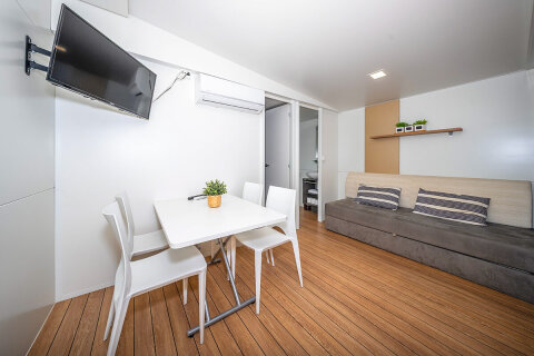 Resort Jezera Lovišća - mobilhome Comfort, ostrov Murter, Chorvatsko