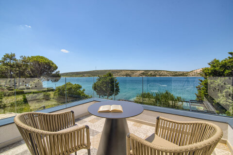 Prázdninový dům Lunjsko - terasa ložnice 1, Stara Novalja, ostrov Pag, Chorvatsko