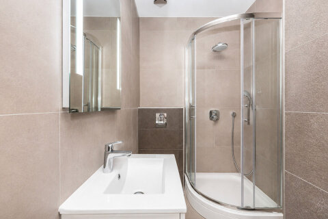 A10 - apartmány Roza pro 2–4 osoby, horní budova - přízemí, Mandre, ostrov Pag