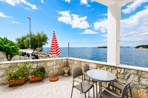 A1 - apartmány Paško, Primošten, Šibenická riviéra, Chorvatsko