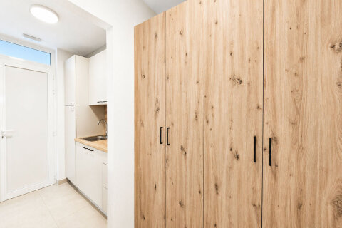 Superior Apartmán pro 2–4 osoby, Holiday Village Sagitta***, Lokva Rogoznica, Omišská riviéra, Chorvatsko