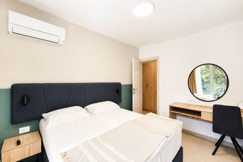 Superior Apartmán pro 2–4 osoby, Holiday Village Sagitta***, Lokva Rogoznica, Omišská riviéra, Chorvatsko