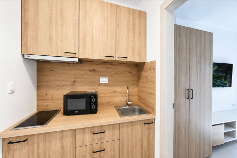 Superior bungalov pro 2–3 osoby, Holiday Village Sagitta***, Lokva Rogoznica, Omišská riviéra, Chorvatsko