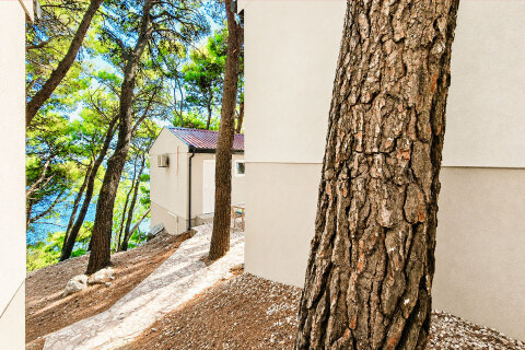 Superior bungalov pro 2–3 osoby, Holiday Village Sagitta***, Lokva Rogoznica, Omišská riviéra, Chorvatsko