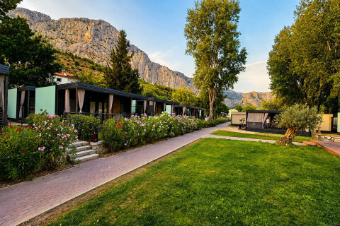MHAC - Mobilhome Adria Superior 4+1 C zona pro 4–5 osob, Almissa Resort, Omiš, Chorvatsko