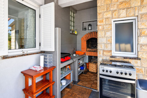Apartmány Fotinija - letní kuchyně s grilem, Privlaka, Zadarská riviéra, Chorvatsko