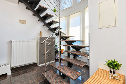 Apartmány Fotinija - schodiště v domě, Privlaka, Zadarská riviéra, Chorvatsko