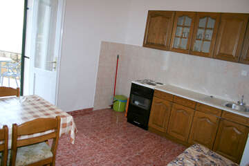 Apartmány Paško: apartmán A1 pre 2-4 osoby, <br />
prízemie