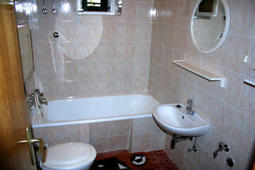 Apartmány Paško: apartmán A1 pre 2-4 osoby, <br />
prízemie